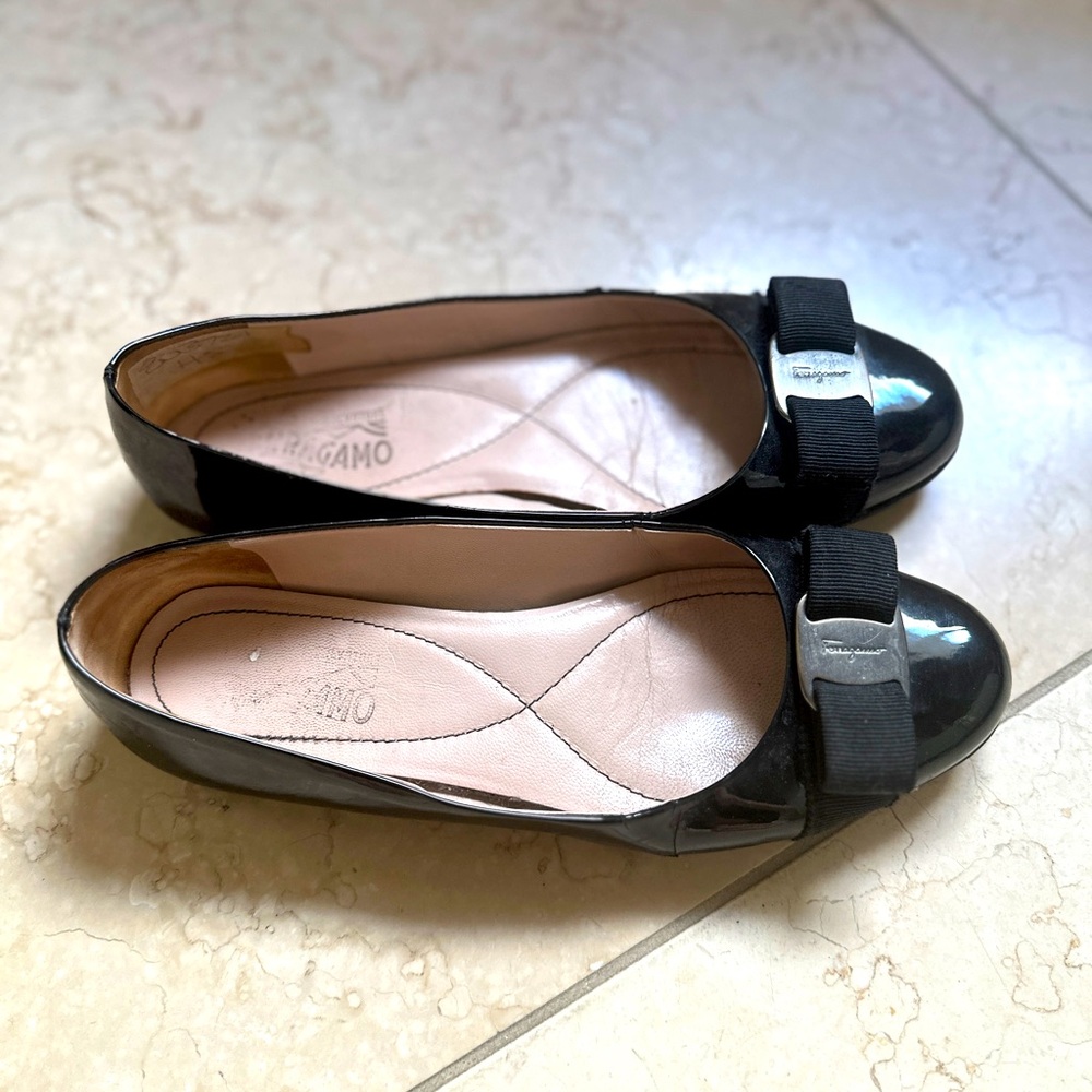 Ferragamo Varina patent leather ballet flats